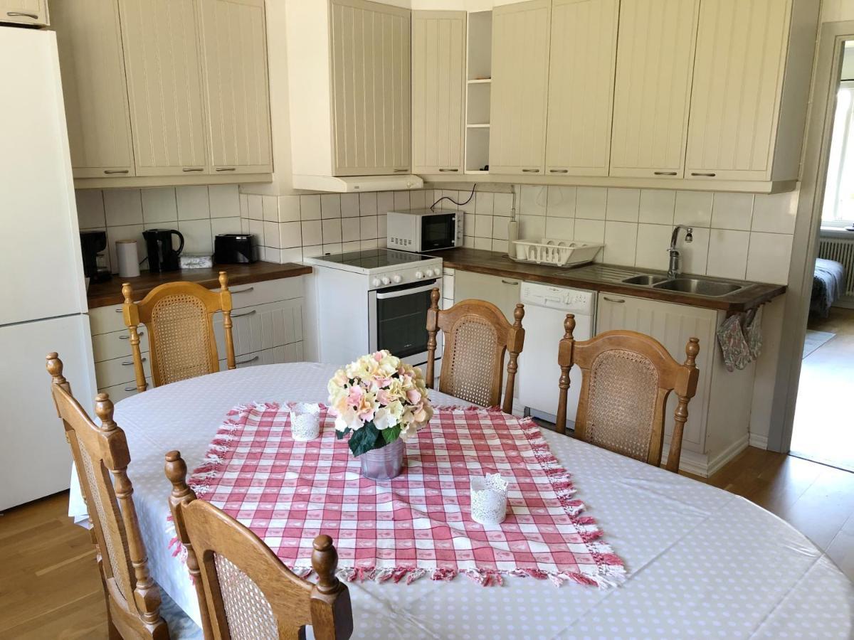 Egen Laegenhet I 2-Familjshus Pa Landet. Tierp Exterior foto